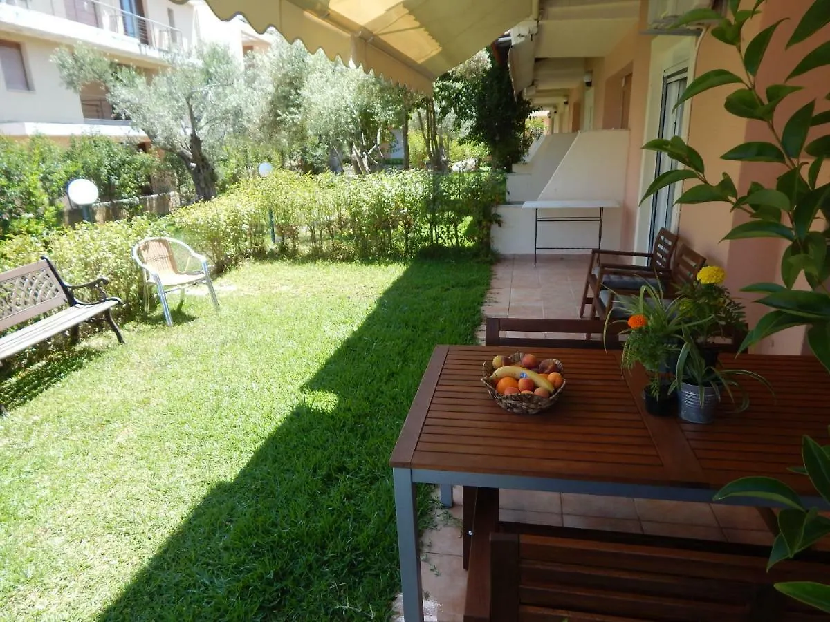 Willa Kripis House Pefkochori Dom wakacyjny